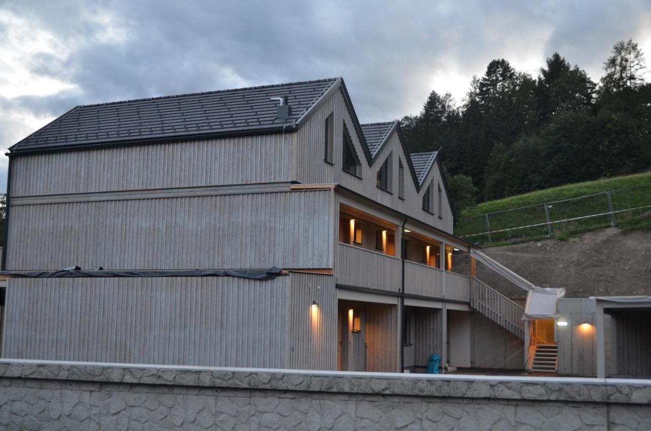 Aparthotel Zum Wohle Oberwoelz Stadt Exterior foto